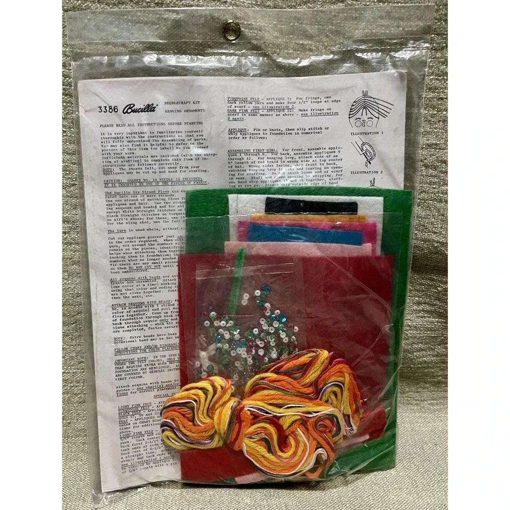 Sultana Christmas Needlecraft Bucilla 3386 Jeweled Holiday Ornaments 4 Carolers